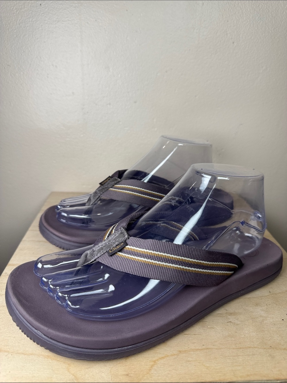 Chaco Purple Flip Flop Sandals Striped Fabric Straps 9 Outdoor Gorpcore Camping